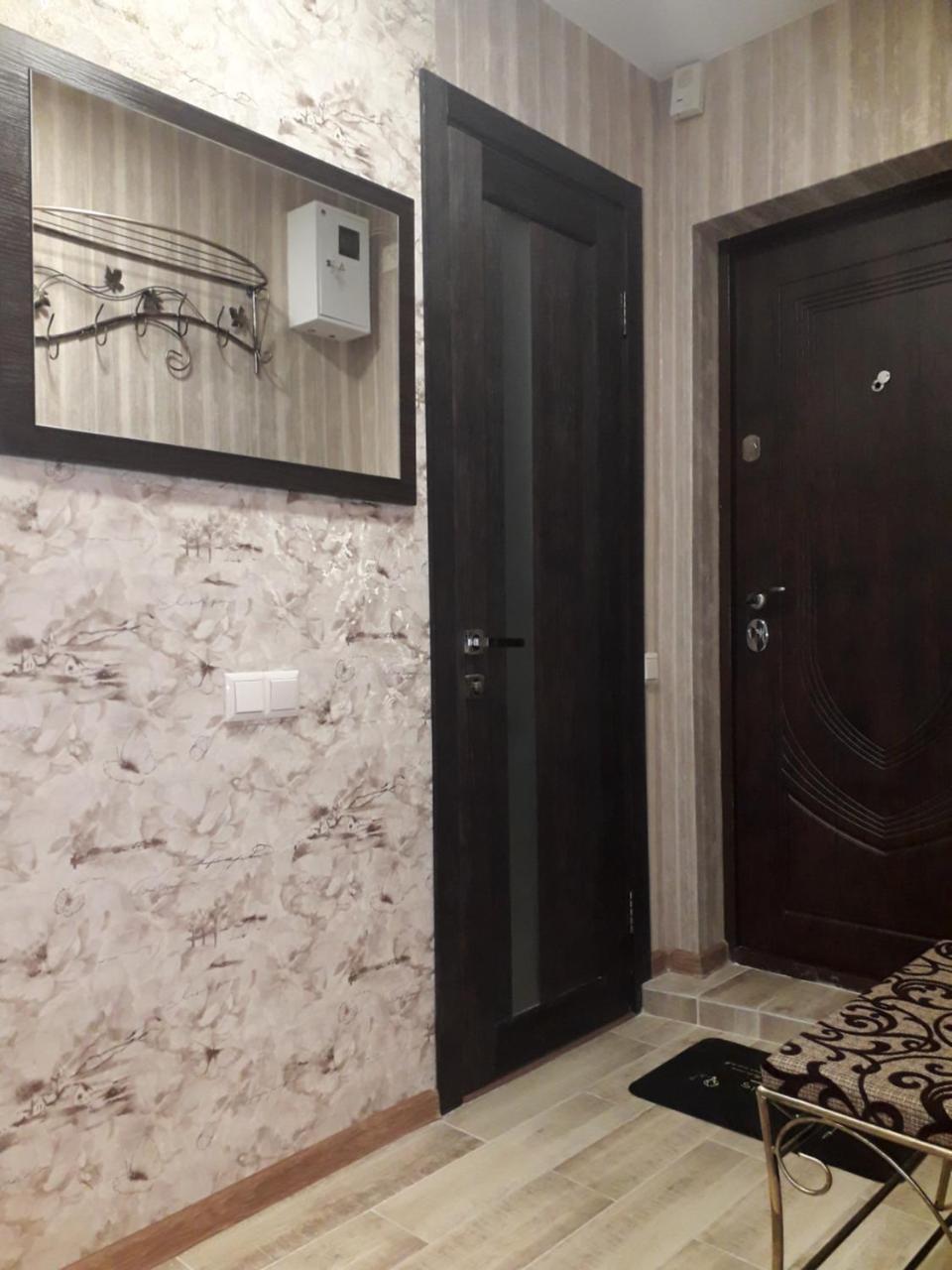 Apartment 30 M2 On Sergei Esenin 11 *