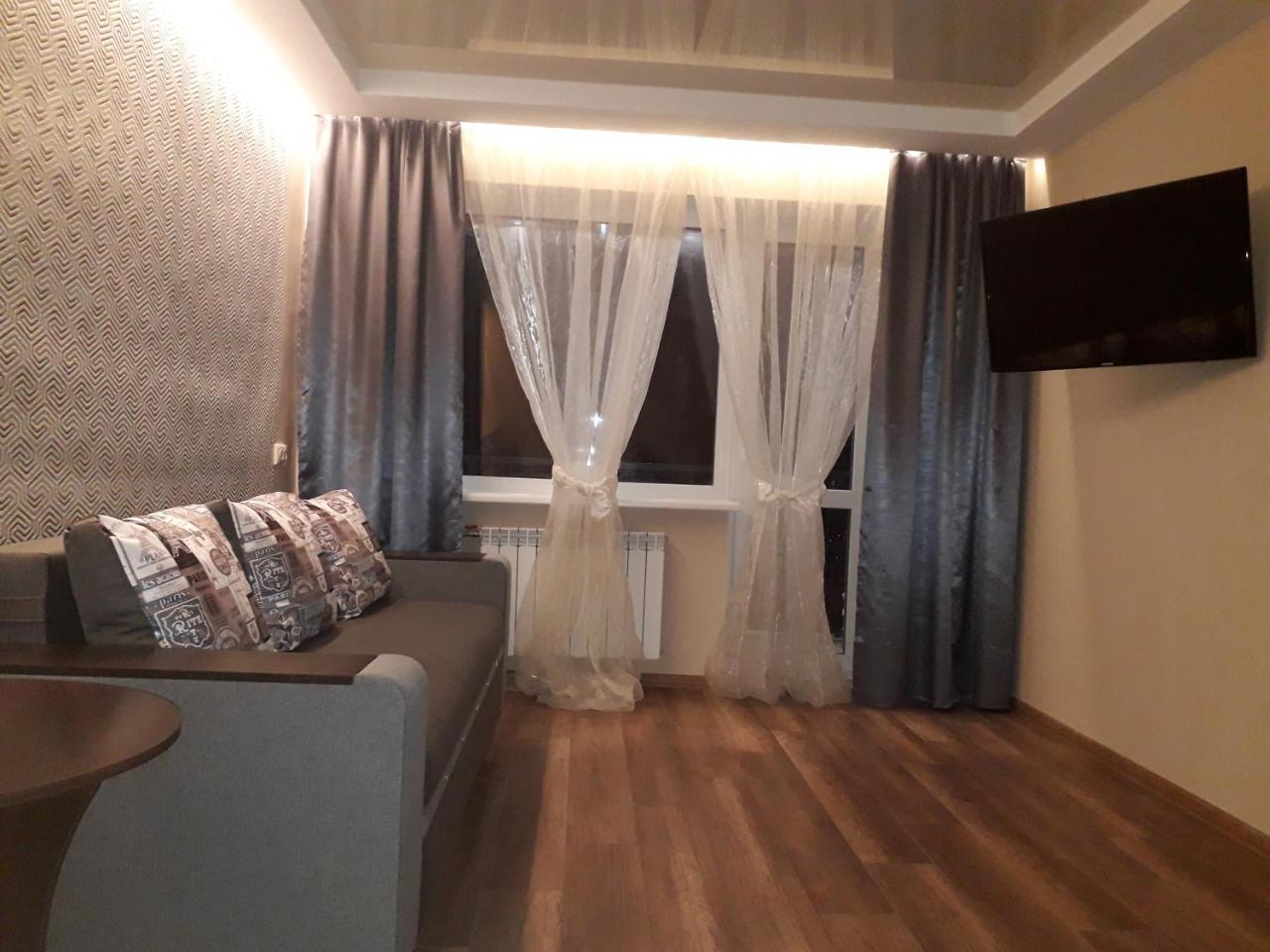 30 M2 On Sergei Esenin 11 * Kharkiv