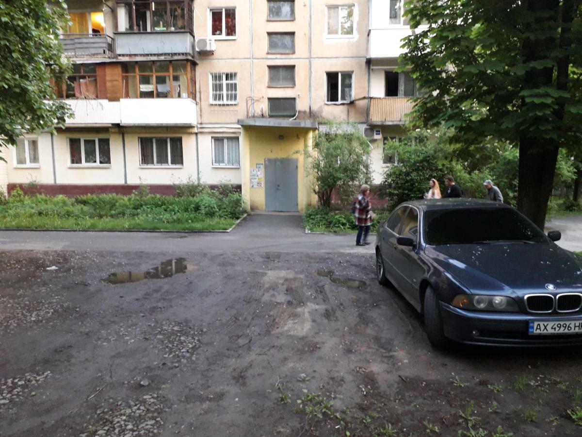 30 M2 On Sergei Esenin 11 Apartment Kharkiv