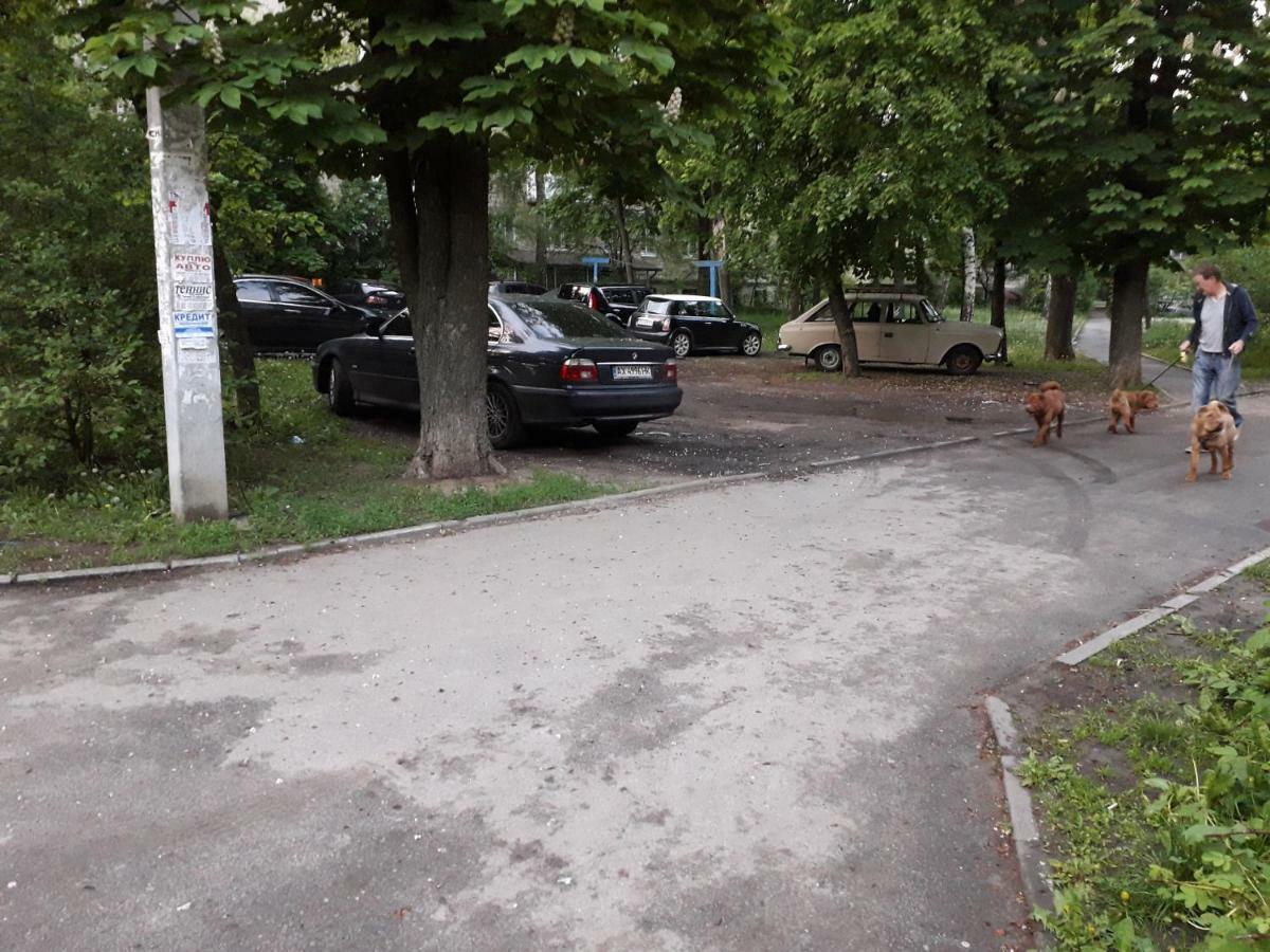Apartment 30 M2 On Sergei Esenin 11 *